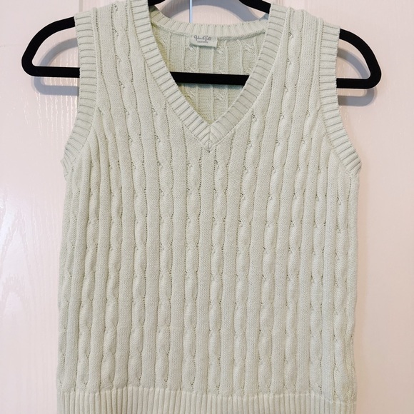 J. Galt Sweaters - J. Galt Woman’s Cable Knit Vest in Light Green Color Size Small